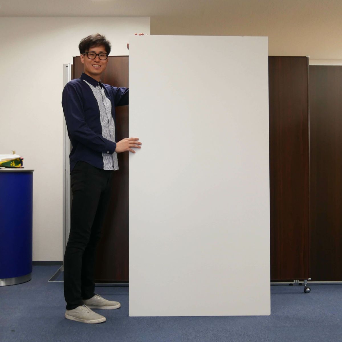 【FB15】 白板ダンボール [ 180×90cm ]